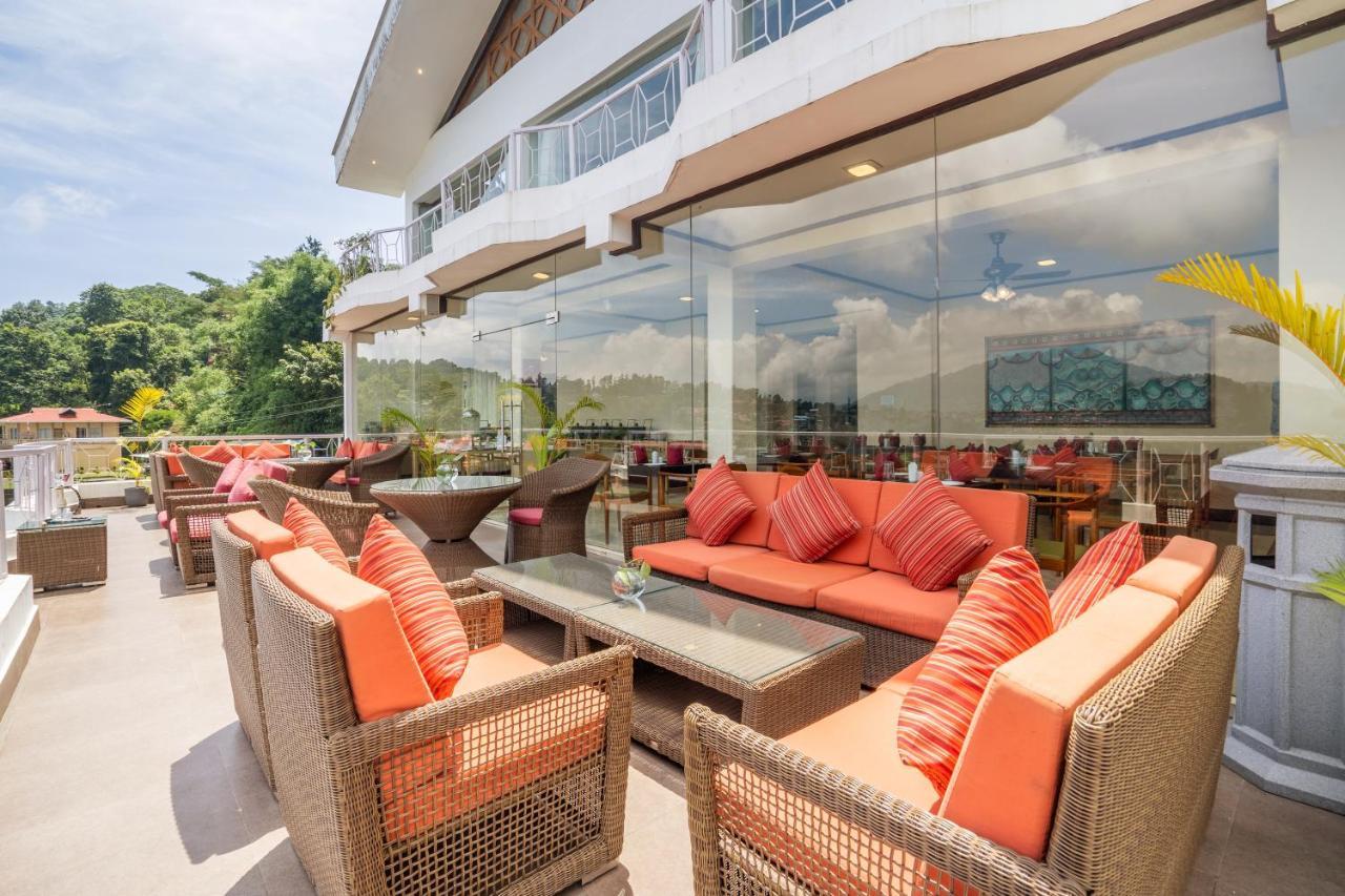 Summit Lillium Hotel & Spa Калімпонґ Екстер'єр фото